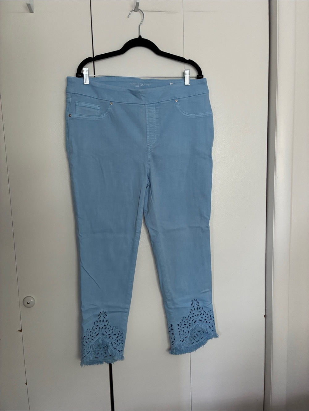 Chico's Light Blue Cropped Jeans with Laser-Cut Scalloped Hem